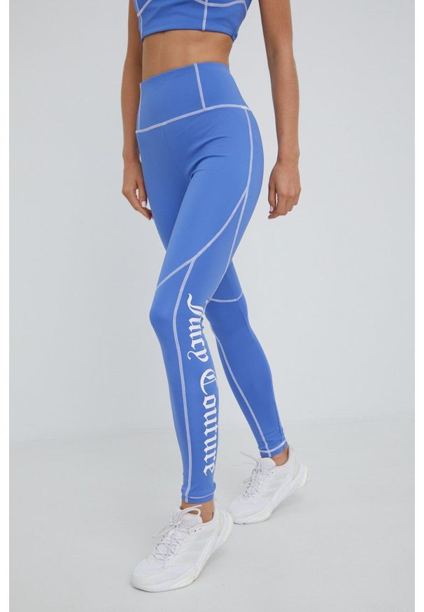 Juicy Couture legginsy damskie kolor fioletowy z nadrukiem. Stan: podwyższony. Kolor: fioletowy. Materiał: skóra, dzianina. Wzór: nadruk