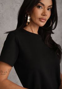 Renee - Czarny Casualowy T-shirt z Bawełny Nealiara. Okazja: na co dzień. Kolor: czarny. Materiał: bawełna. Wzór: aplikacja. Styl: casual #4