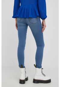 JDY jeansy damskie high waist. Stan: podwyższony. Kolor: niebieski