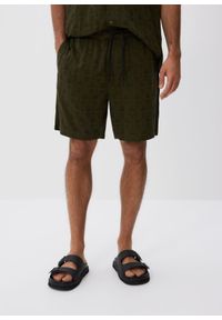 Reserved - Szorty slim fit - zielony. Kolor: zielony. Materiał: tkanina, wiskoza