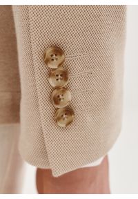 Pako Lorente - PAKO LORENTE – Beżowa marynarka z dzianiny. Kolor: beżowy, niebieski. Materiał: dzianina. Sezon: wiosna #6