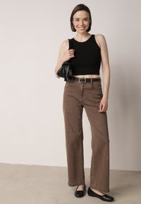 Born2be - Czarny Top z Prążkowanego Materiału Zitessa. Okazja: na co dzień. Kolor: czarny. Materiał: prążkowany, materiał. Długość rękawa: na ramiączkach. Styl: casual, elegancki, klasyczny #8