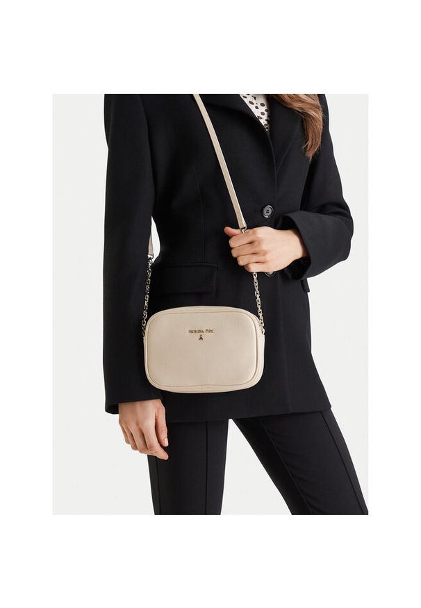 Torebka Patrizia Pepe. Kolor: kremowy