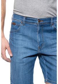 Wrangler - WRANGLER SZORTY MĘSKIE TEXAS SHORT LITE BLUE W11CQ187W. Materiał: bawełna, poliester, elastan, materiał, jeans, denim. Długość: krótkie. Sezon: wiosna, jesień. Styl: klasyczny