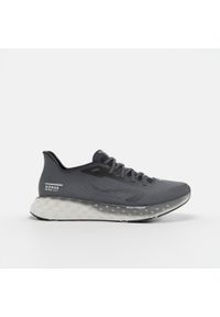 KIPRUN - Buty do biegania męskie Kiprun KS900 Light. Kolor: biały, szary, wielokolorowy. Materiał: materiał. Szerokość cholewki: normalna. Wzór: geometria. Sport: bieganie, fitness