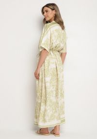 Born2be - Zielona Sukienka Typu Oversize z Wiskozą w Abstrakcyjny Wzór Lunalessa. Okazja: na co dzień. Kolor: zielony. Materiał: wiskoza. Typ sukienki: oversize. Styl: klasyczny, elegancki, casual #6