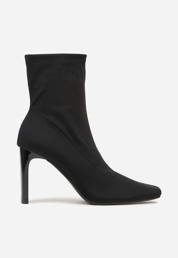 Renee - Czarne Elastyczne Botki na Słupkowym Obcasie ze Szpiczastym Noskiem Atise. Nosek buta: szpiczasty. Kolor: czarny. Materiał: jeans. Obcas: na obcasie. Styl: klasyczny. Wysokość obcasa: średni