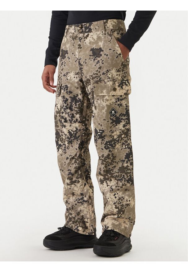 DC Shoes Spodnie snowboardowe Code ADYTP03049 Brązowy Regular Fit. Kolor: brązowy. Materiał: syntetyk. Sport: snowboard