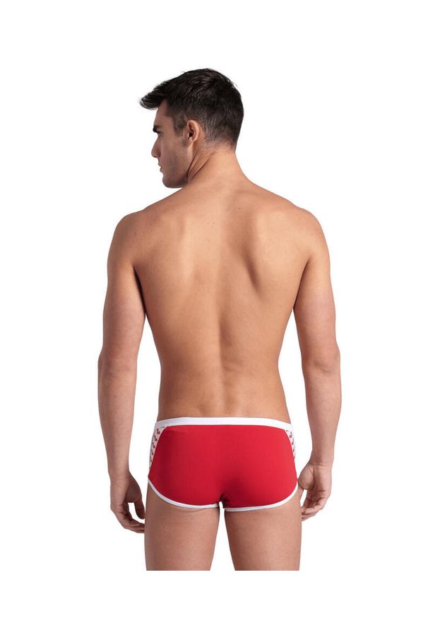 Szorty Kąpielowe Arena Icons Swim Low Waist Short. Kolor: czerwony. Materiał: materiał