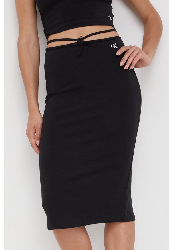 Calvin Klein Jeans spódnica J20J218948.9BYY kolor czarny midi prosta. Okazja: na co dzień. Kolor: czarny. Materiał: dzianina. Wzór: gładki. Styl: casual