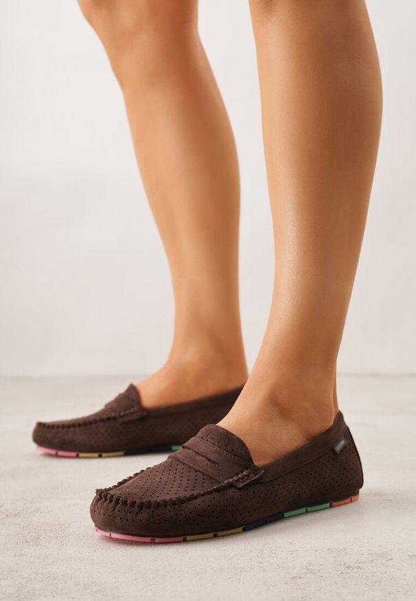 Born2be - Brązowe Ażurowe Mokasyny ze Skórzaną Wkładką Ozdobione Przeszyciami Sylilise. Okazja: na co dzień. Kolor: brązowy. Materiał: skóra. Wzór: ażurowy, aplikacja. Styl: casual, klasyczny