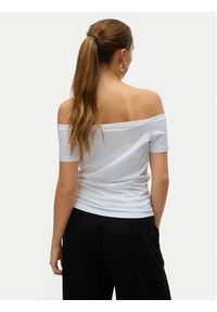 Vero Moda Bluzka Panda 10325598 Biały Regular Fit. Kolor: biały. Materiał: bawełna