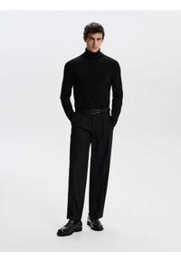 Reserved - Spodnie chino wide leg - czarny. Kolor: czarny. Materiał: wiskoza, tkanina