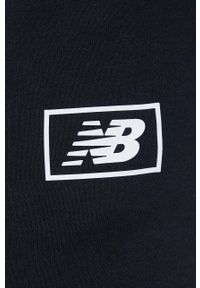 New Balance spodnie dresowe kolor czarny gładkie. Kolor: czarny. Materiał: dresówka. Wzór: gładki #2