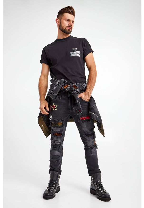 Philipp Plein - T-SHIRT PHILIPP PLEIN. Materiał: skóra. Wzór: napisy, aplikacja, nadruk