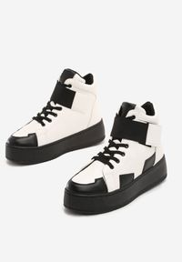 Born2be - Czarno-Białe Sneakersy Lubna. Kolor: czarny #4