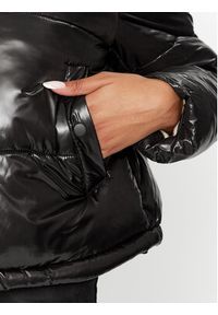 only - ONLY Kurtka puchowa 15292628 Czarny Regular Fit. Kolor: czarny. Materiał: syntetyk. Sezon: zima #4