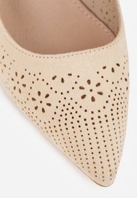 Renee - Beżowe Sandały Vices na Słupku Slingback ze Skórzaną Wkładką i Ażurowym Wzorem Iffinira. Zapięcie: sprzączka. Kolor: beżowy. Materiał: skóra. Wzór: ażurowy. Sezon: lato. Obcas: na słupku. Wysokość obcasa: średni #6