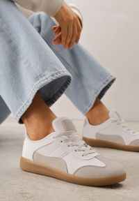 Born2be - Biało-Szare Sneakersy przed Kostkę z Ozdobnymi Przeszyciami Erdafa. Wysokość cholewki: przed kostkę. Kolor: biały #9