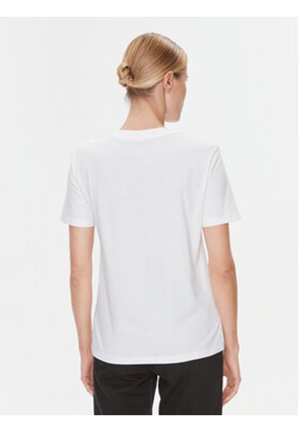 Calvin Klein Jeans T-Shirt Embro Badge J20J222560 Biały Regular Fit. Kolor: biały. Materiał: bawełna
