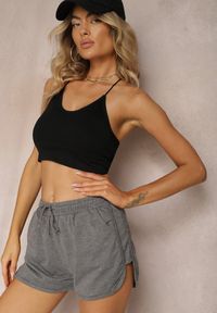 Renee - Ciemnoszare Szorty Dresowe z Dodatkiem Bawełny High Waist Florazen. Okazja: na co dzień. Stan: podwyższony. Kolor: szary. Materiał: bawełna, dresówka. Długość: krótkie. Styl: sportowy, casual, elegancki