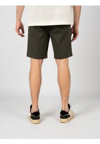 Xagon Man Szorty | P25032FPLANE | Mężczyzna | Zielony. Okazja: na co dzień. Kolor: zielony. Materiał: bawełna, elastan. Styl: elegancki, casual #3