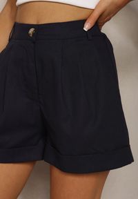 Renee - Granatowe Szorty Typu Bermudy z Bawełną i Lnem High Waist Fiefia. Stan: podwyższony. Kolor: niebieski. Materiał: bawełna, len. Styl: klasyczny, elegancki #5