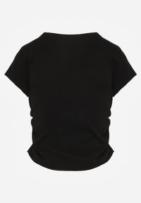 Born2be - Czarny Bawełniany T-shirt w Prążki o Dopasowanym Kroju z Marszczeniem Cherita. Okazja: na co dzień. Kolor: czarny. Materiał: bawełna. Wzór: prążki. Styl: sportowy, casual #6