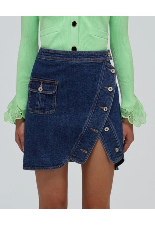 SELF PORTRAIT - Jeansowa spódnica mini. Kolor: niebieski. Materiał: jeans. Wzór: aplikacja
