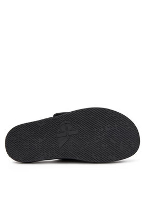 Calvin Klein Jeans Klapki Double Bar Sandal Mtl YM0YM01020 Czarny. Kolor: czarny. Materiał: materiał