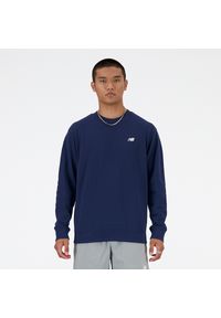 Bluza męska New Balance MT41507NNY – granatowa. Kolor: niebieski. Materiał: bawełna, poliester, tkanina, dresówka. Wzór: aplikacja, napisy, haft