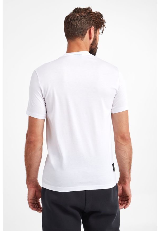 Emporio Armani - T-SHIRT EMPORIO ARMANI. Długość rękawa: krótki rękaw. Długość: krótkie. Wzór: aplikacja
