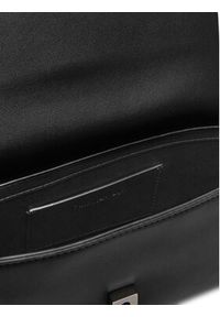 Calvin Klein Jeans Torebka Sculpted Flap Shoulder Pouch LV04K3148G Czarny. Kolor: czarny. Materiał: skórzane