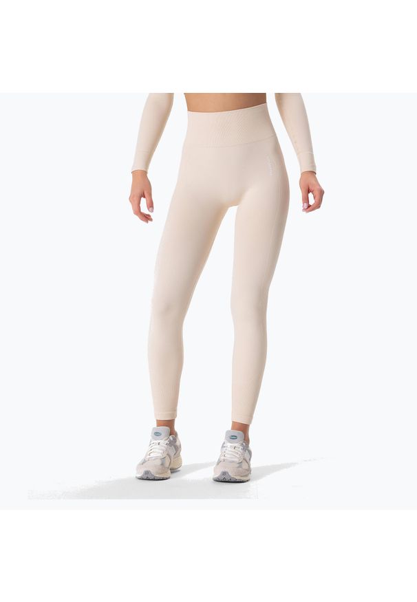 Legginsy Carpatree Allure Seamless. Kolor: beżowy. Materiał: materiał. Sport: fitness