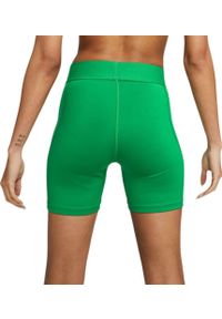 Spodenki damskie treningowe Nike DF Strike NP Short. Kolor: zielony