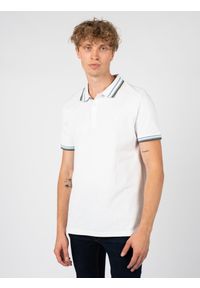 Guess Koszulka Polo | M1YP55K9WF1 | Mężczyzna | Biały. Typ kołnierza: polo. Kolor: biały. Materiał: bawełna. Wzór: aplikacja