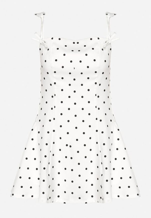 Born2be - Biała Sukienka Vices w Grochy o Rozkloszowanym Kroju z Wiązaniem na Ramiączkach Saririse. Okazja: na wesele, na ślub cywilny. Typ kołnierza: dekolt gorset, dekolt kwadratowy. Kolor: biały. Długość rękawa: na ramiączkach. Wzór: grochy. Typ sukienki: gorsetowe