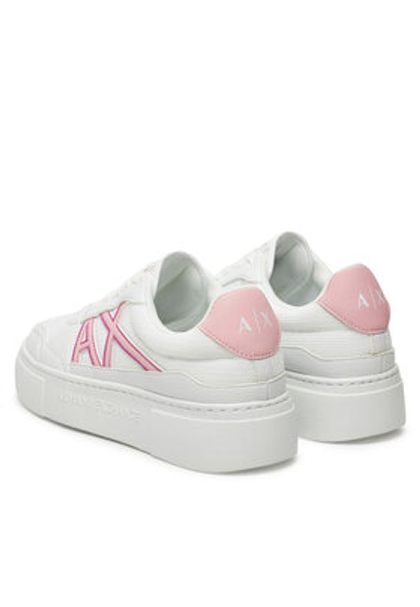 Armani Exchange Sneakersy XDX178 XV929 S935 Biały. Kolor: biały. Materiał: materiał