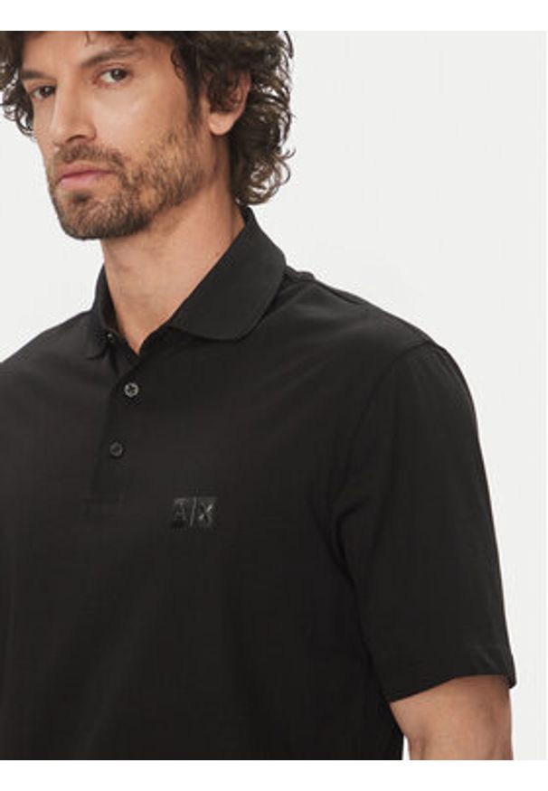 Armani Exchange Polo XM000484 AF10364 UC001 Czarny Regular Fit. Typ kołnierza: polo. Kolor: czarny. Materiał: bawełna