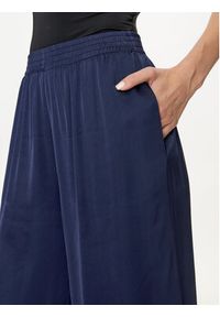 ViCOLO Spodnie materiałowe TB0034 Granatowy Relaxed Fit. Kolor: niebieski. Materiał: wiskoza