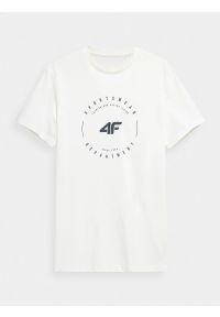 4f - T-shirt regular z bawełny organicznej męski. Kolor: beżowy. Materiał: bawełna. Wzór: nadruk