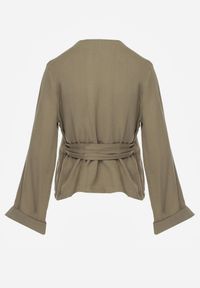 Born2be - Zielona Kopertowa Bluzka z Wiskozy Ozdobiona Wiązaniem Velanitte. Okazja: na co dzień. Kolor: zielony. Materiał: wiskoza. Wzór: aplikacja. Styl: casual, elegancki, wizytowy #7