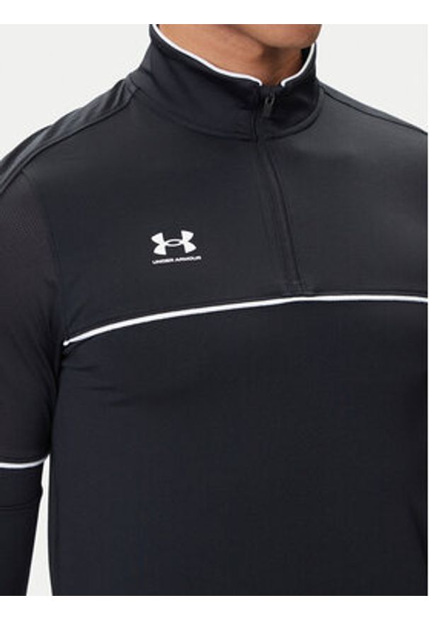 Under Armour Bluza techniczna Ua Challenger 6004043 Czarny Slim Fit. Kolor: czarny. Materiał: syntetyk