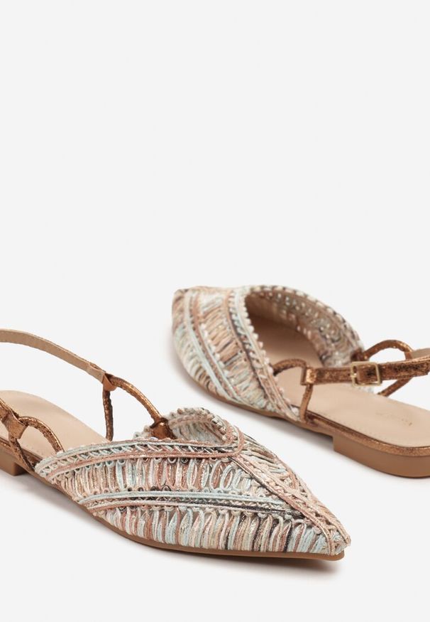 Renee - Beżowe Sandały Vices Slingback z Plecioną Cholewką i Metaliczną Nicią Nilannia. Okazja: na co dzień. Zapięcie: sprzączka. Kolor: beżowy. Sezon: lato. Styl: casual, elegancki