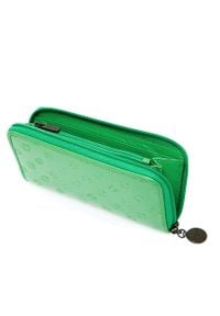 Wittchen - Damski portfel skórzany lakierowany tłoczony. Kolor: zielony. Materiał: lakier, skóra. Wzór: aplikacja #2