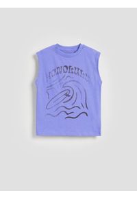 Reserved - Bawełniany t-shirt bez rękawów - fioletowy. Kolor: fioletowy. Materiał: bawełna. Długość rękawa: bez rękawów #1