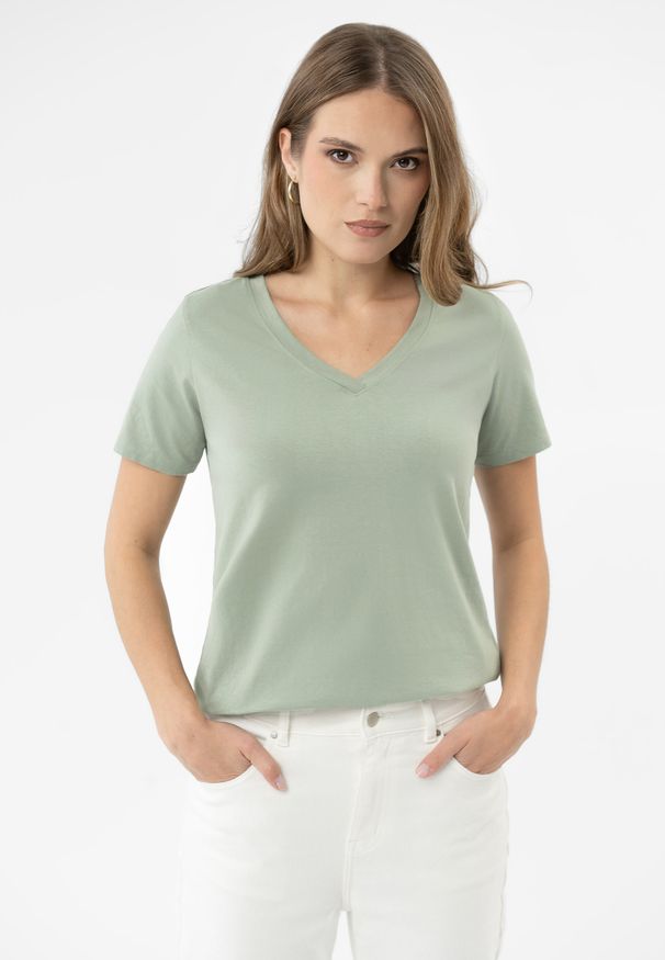 Volcano - Koszulka z dekoltem w serek T-LEA. Typ kołnierza: dekolt w serek. Kolor: miętowy. Materiał: elastan, bawełna, skóra, materiał. Długość rękawa: krótki rękaw. Długość: krótkie. Wzór: gładki. Styl: klasyczny