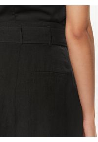 Marella Szorty materiałowe Panama 2413141012 Czarny Regular Fit. Kolor: czarny. Materiał: len #4