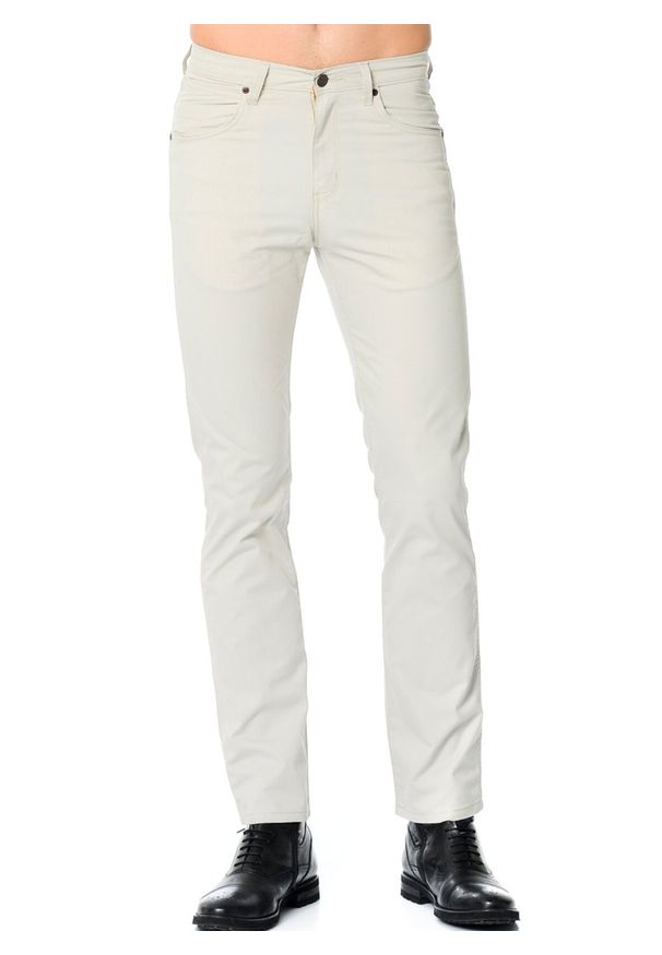 Wrangler - MĘSKIE SPODNIE MATERIAŁOWE WRANGLER ARIZONA STRETCH EGGSHELL W12OV918N. Materiał: materiał