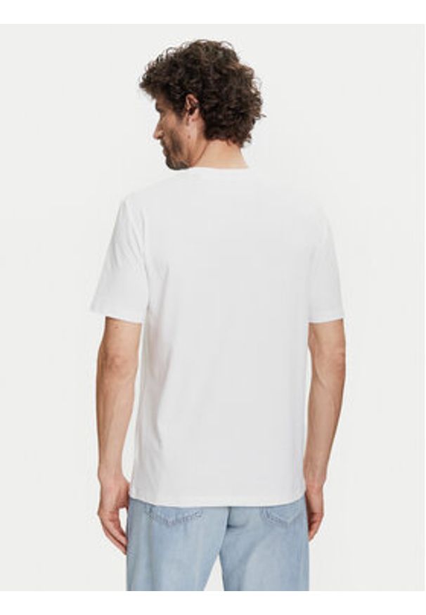 Marc O'Polo T-Shirt B21 2012 51382 Biały Regular Fit. Typ kołnierza: polo. Kolor: biały. Materiał: bawełna